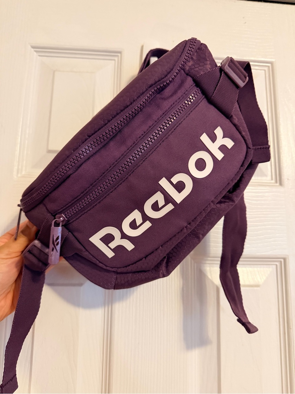 Reebok Purple Hands-Free Waist Pack